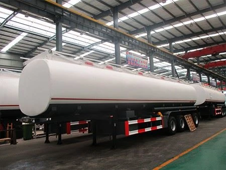 Kina Manufacture TONGYA 4 Axles Petrol Tankers