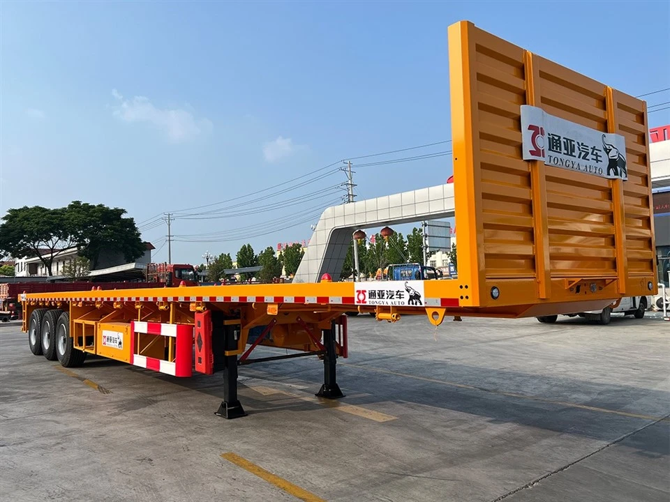 Poluprikolica s ravnom platformom 3 AXLE FUWA s ljestvicom